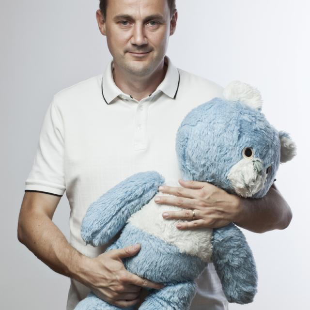 Profesionální portrétní foto; Pikous; Hejtman Půta s medvědem